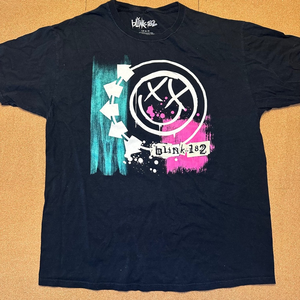 Blink-182 Mens Large Black Graphic T-Shirt Smiley Face Logo Mad Engine Cotton